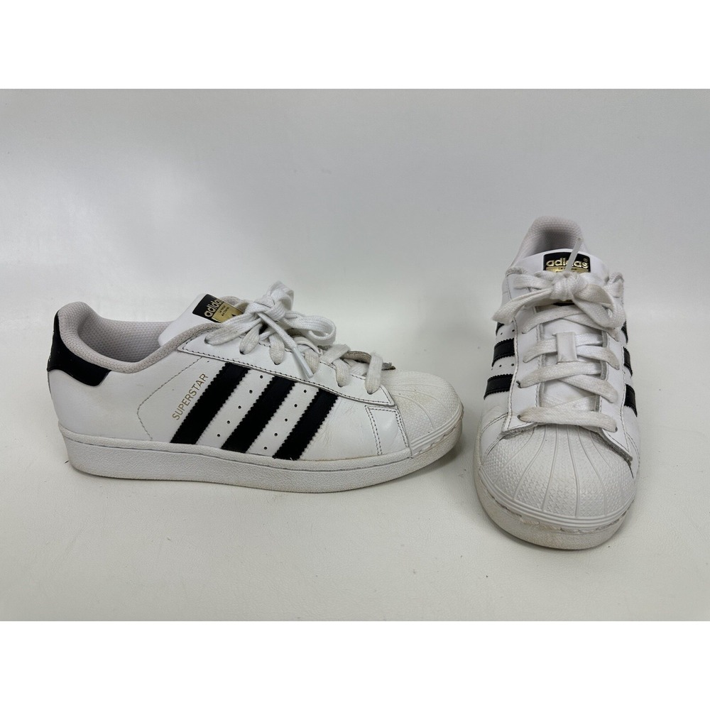 Adidas Superstar Youth Sneakers Size 4.5 White Low Top Athletic Shoes Boys Girls